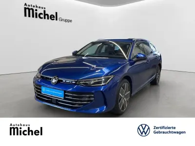 Gebraucht VW Passat Elegance 193 PS (141 kW) 2025 Blau Kombi