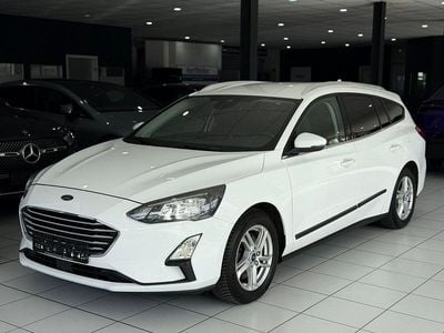 Gebraucht Ford Focus Cool & Connect 120 PS (88 kW) 2020 Frozen white Kombi