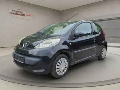 Gebraucht Peugeot 107 Filou 68 PS (50 kW) 2008 Metallicschwarze lackierung/metallicla (metallic) Kleinwagen