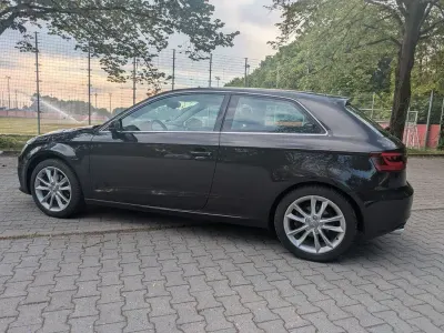 Gebraucht Audi A3 Ambiente 122 PS (89 kW) 2012 Braun Kleinwagen