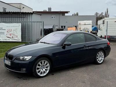 Gebraucht BMW 330 231 PS (169 kW) 2007 Blau Coupé