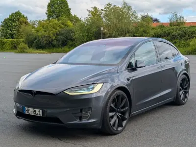 Käytetty Tesla Model X