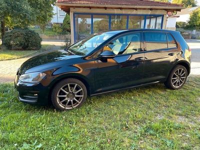 gebraucht VW Golf 1.2 TSI 63kW BMT Trendline Trendline