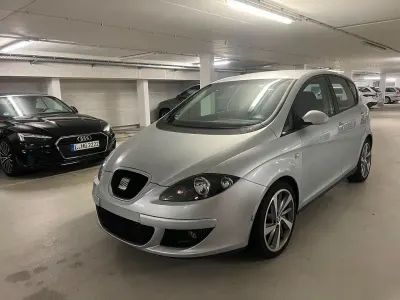 Gebraucht Seat Altea Stylance 102 PS (75 kW) 2005 Silber Van / Kleinbus