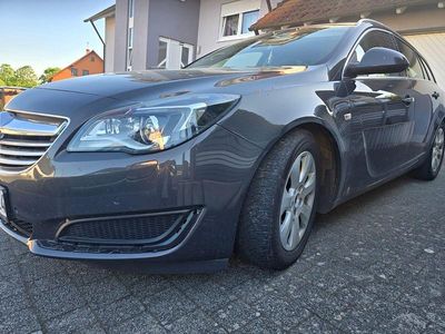 Grün Gebraucht 2014 Opel Insignia Kombi | 6.700 € (Fairer Preis)