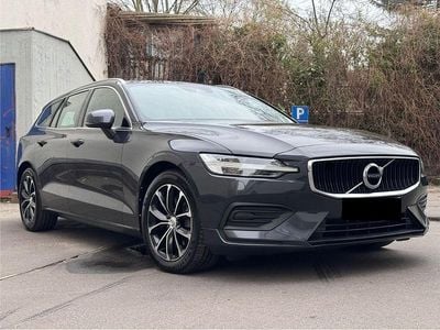 Brugt Volvo V60 Momentum 197 HK (144 kW) 2020 Grå Stationcar