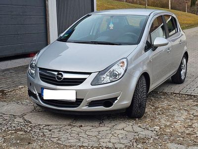 Usata Opel Corsa Innovation 90 CV (66 kW) 2009 Argento Utilitaria