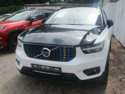Gebraucht Volvo XC40 R-Design 268 PS (197 kW) 2018 Weiß SUV