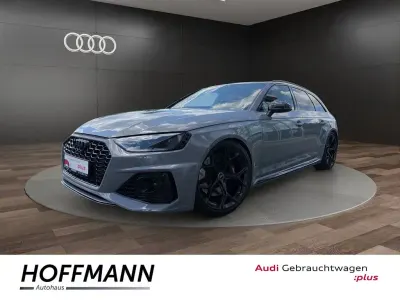 Gebraucht Audi RS4 Competition 450 PS (330 kW) 2024 Nardograu Kombi