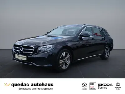 Gebraucht Mercedes 300 258 PS (189 kW) 2019 Obsidianschwarz  metalliclack (metallic) Kombi