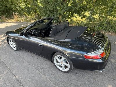 Porsche 911 Carrera 4 Cabriolet