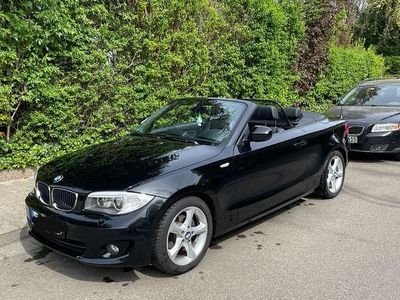 Gebraucht BMW 118 143 PS (105 kW) 2014 Schwarz Kleinwagen