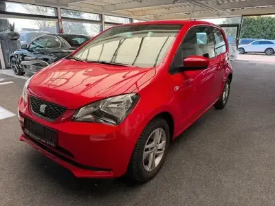 Begagnad Seat Mii Style 60 HK (44 kW) 2013 Röd Halvkombi