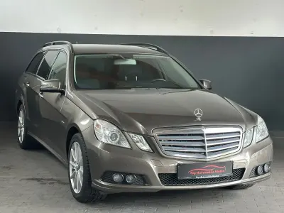 Używany Mercedes E300 204 KM (150 kW) 2010 Szary Sedan/Limuzyna