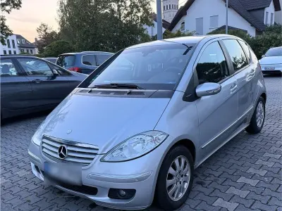 Gebraucht Mercedes A150 90 PS (66 kW) 2006 Silber Kleinwagen
