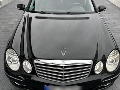 Mercedes E320