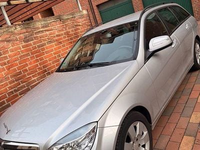 Gebraucht Mercedes C220 170 PS (125 kW) 2007 Silber Limousine