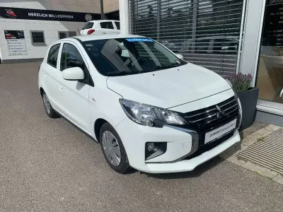 Gebraucht Mitsubishi Space Star Spirit 71 PS (52 kW) 2021 Islandweiß Kleinwagen