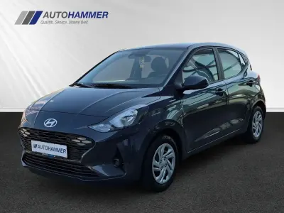 Neu Hyundai i10 63 PS (46 kW) 2025 Grün Kleinwagen