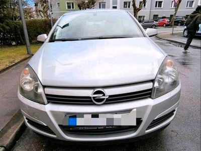Gebraucht Opel Astra 105 PS (77 kW) 2004 Silber Limousine