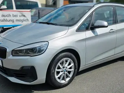 Używany BMW 218 Advantage 140 KM (102 kW) 2019 Srebrny Sedan/Limuzyna
