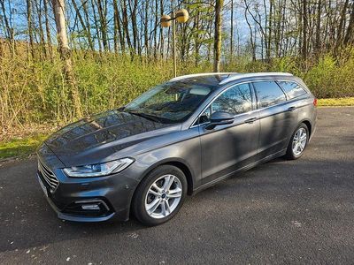 Gebraucht Ford Mondeo Titanium 150 PS (110 kW) 2019 Grau Limousine