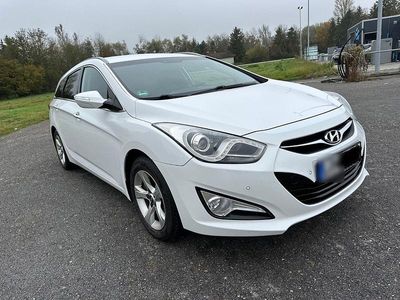 Gebraucht Hyundai i40 136 PS (100 kW) 2012 Weiß Kombi
