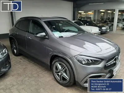 Gebraucht Mercedes GLA200 Advanced 163 PS (119 kW) 2024 Mountaingrau SUV