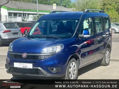 Gebraucht Fiat Doblò Lounge 120 PS (88 kW) 2019 Blau Van / Kleinbus