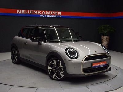 Second-hand Mini Cooper Favoured 156 CP (114 kW) 2024 Argintiu Hatchback