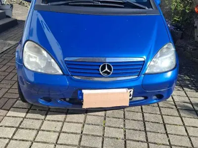 Gebraucht Mercedes A190 Elegance 125 PS (91 kW) 2001 Blau Kleinwagen