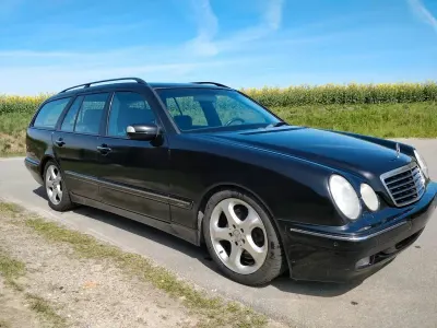 Gebraucht Mercedes E430 Avantgarde 279 PS (205 kW) 1999 Schwarz Limousine