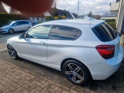 Gebraucht BMW 116 Sport Line 136 PS (100 kW) 2013 Schwarz Kleinwagen