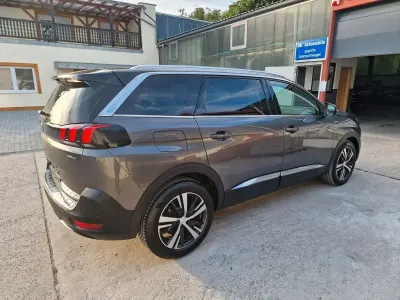 Gebraucht Peugeot 5008 Allure GT-Line 131 PS (96 kW) 2019 Grau SUV