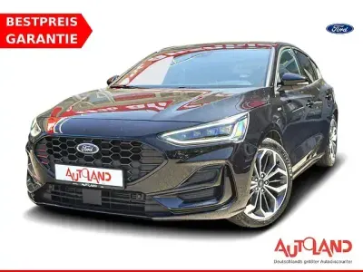 Gebraucht Ford Focus ST-Line 155 PS (114 kW) 2024 Obsidianschwarz metallic Limousine