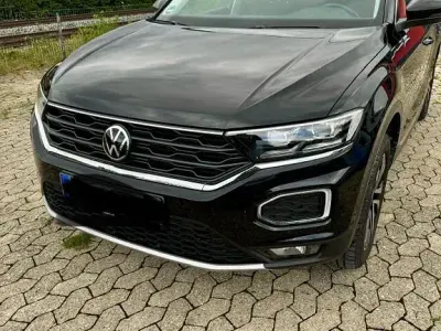 Używany VW T-Roc Active 116 KM (85 kW) 2021 Czarny SUV