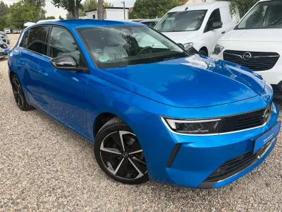 Gebraucht Opel Astra Edition 131 PS (96 kW) 2022 Blau Kleinwagen