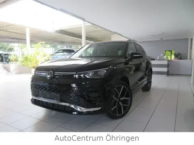 Gebraucht VW Tiguan R-line 193 PS (141 kW) 2024 Schwarz SUV