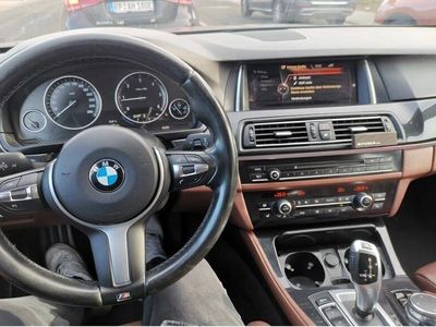 gebraucht BMW 520 d Touring M Lenkrad