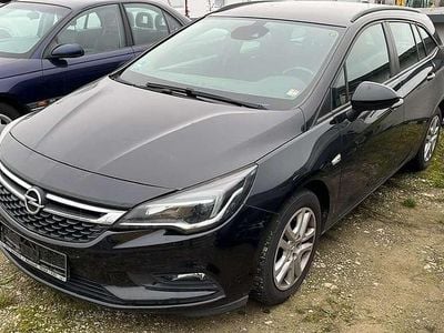 Schwarz Gebraucht 2019 Opel Astra Edition Kombi | 4.500 €