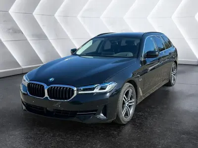 Używany BMW 530e 292 KM (214 kW) 2023 Czarny Sedan/Limuzyna