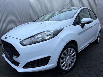 Weiß Gebraucht 2014 Ford Fiesta Trend Kleinwagen | 5.890 € (Fairer Preis)