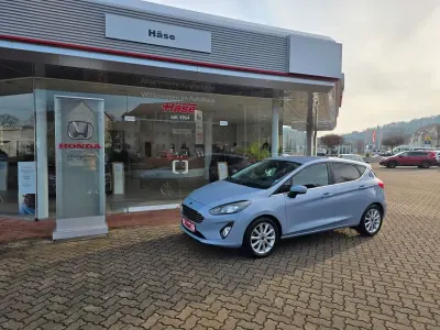 Używany Ford Fiesta Titanium X 101 KM (74 kW) 2021 Niebieski Sedan/Limuzyna