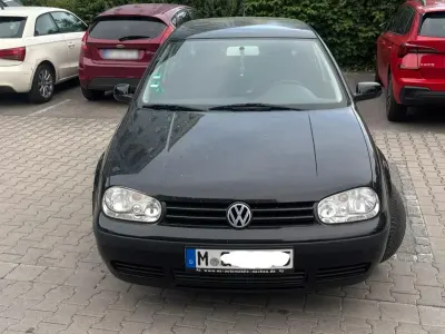 Gebraucht VW Golf IV 75 PS (55 kW) 2000 Schwarz Kleinwagen