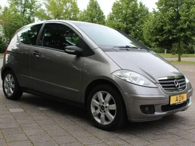 Gebraucht Mercedes A150 95 PS (69 kW) 2008 Kometgrau  metalliclack Kleinwagen