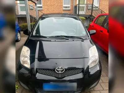 Gebraucht Toyota Yaris 2010 Schwarz Kleinwagen