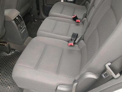 Silber Gebraucht 2005 VW Touran Van / Kleinbus | 2.900 € (Etwas zu teuer)