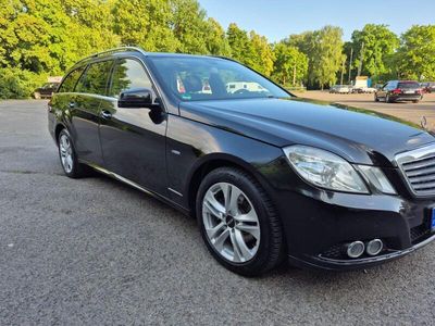 Mercedes E220
