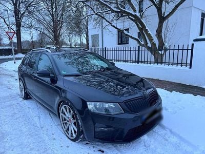 Schwarz Gebraucht 2013 Skoda Octavia RS Kombi | 7.500 € (Fairer Preis)