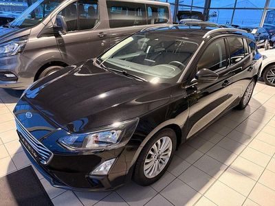 Schwarz Gebraucht 2020 Ford Focus Titanium Limousine | 17.499 € (Fairer Preis)
